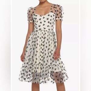 Sparkly mushroom dress from hot topic size XXL - only worn once.